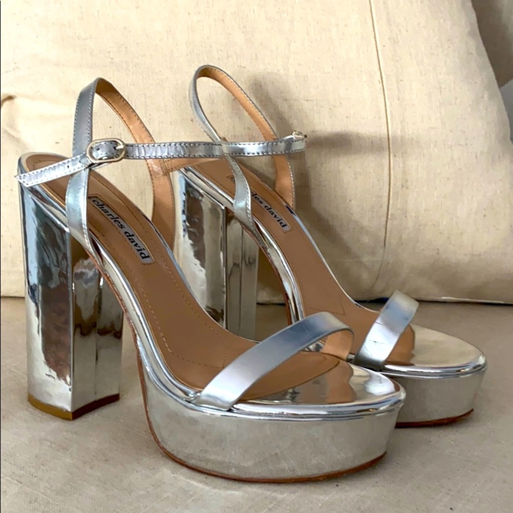 Metallic Heels!